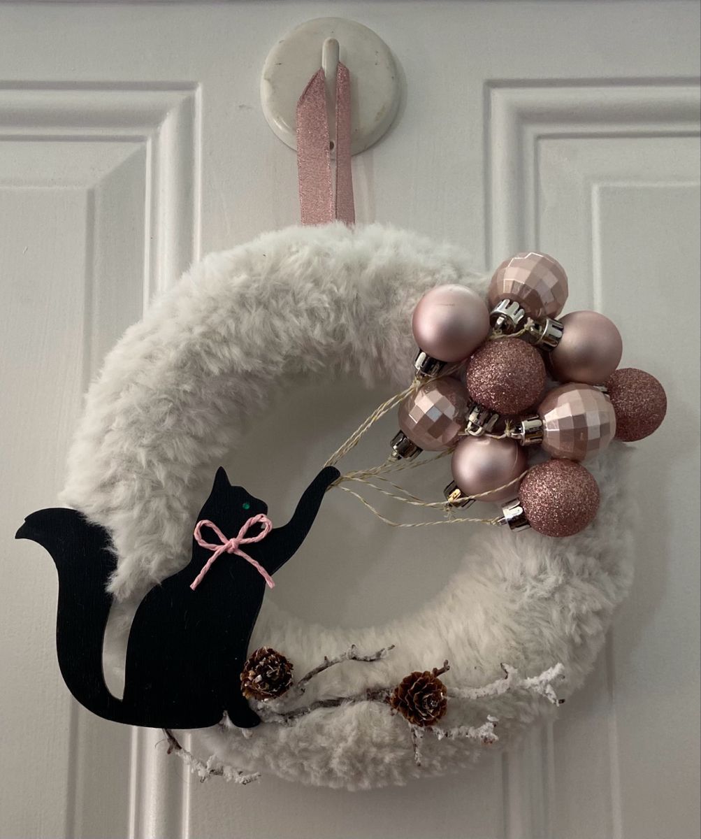 Coronas de mascotas Navideñas para puerta