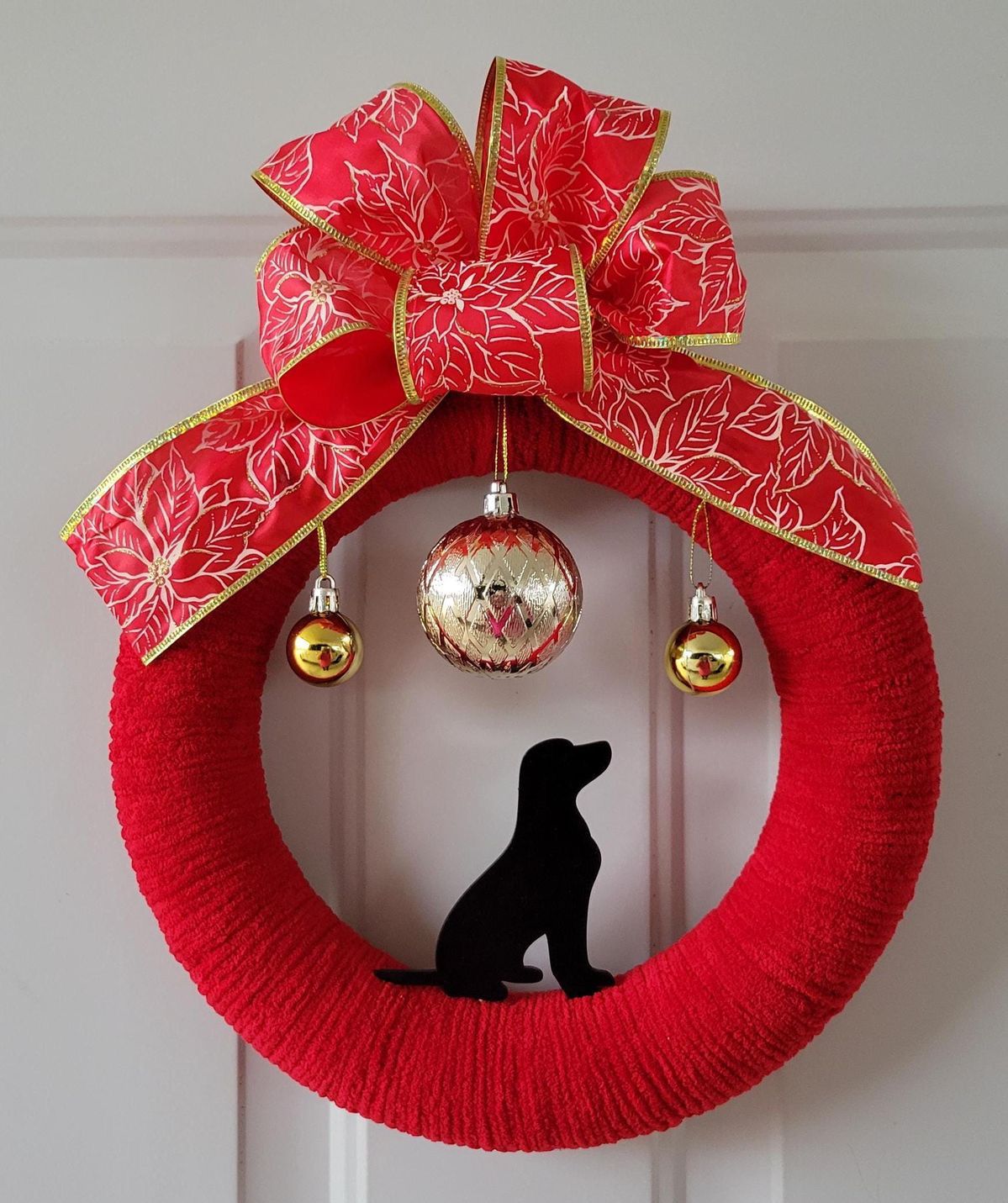 Coronas de mascotas Navideñas para puerta