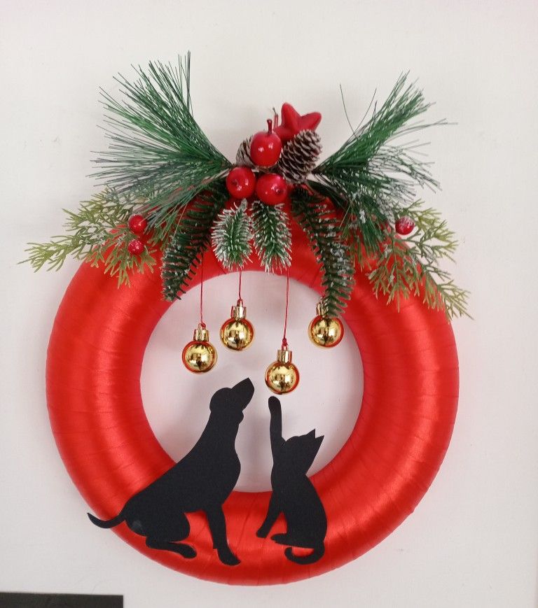 Coronas de mascotas Navideñas para puerta